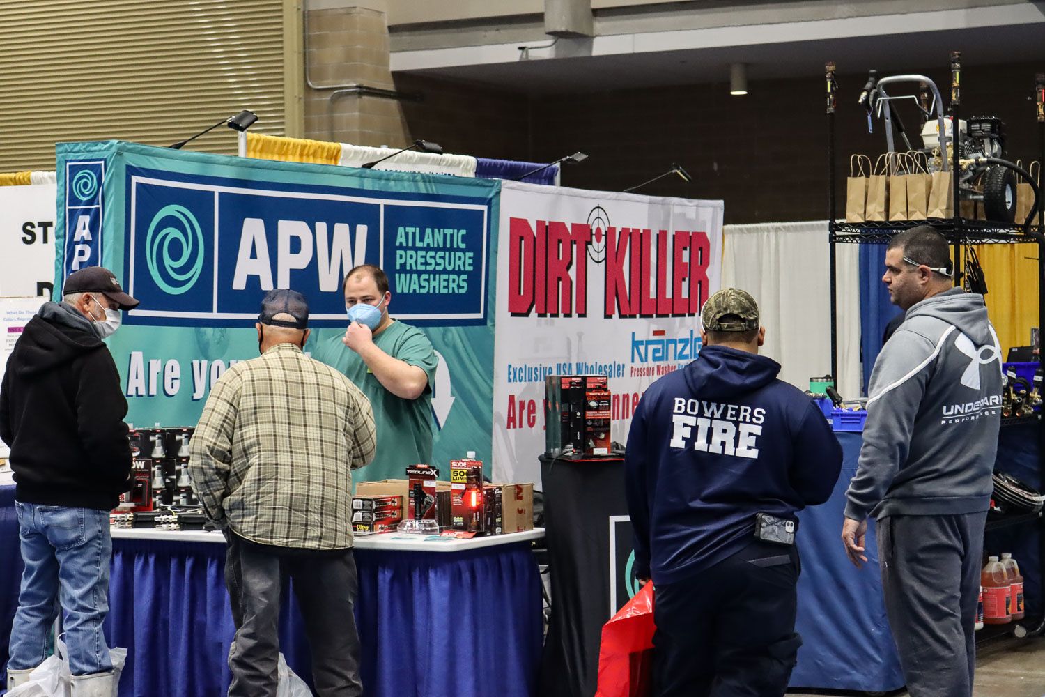 Atlantic Pressure Washer booth at Watermen's Tradeshow 2022 image 4